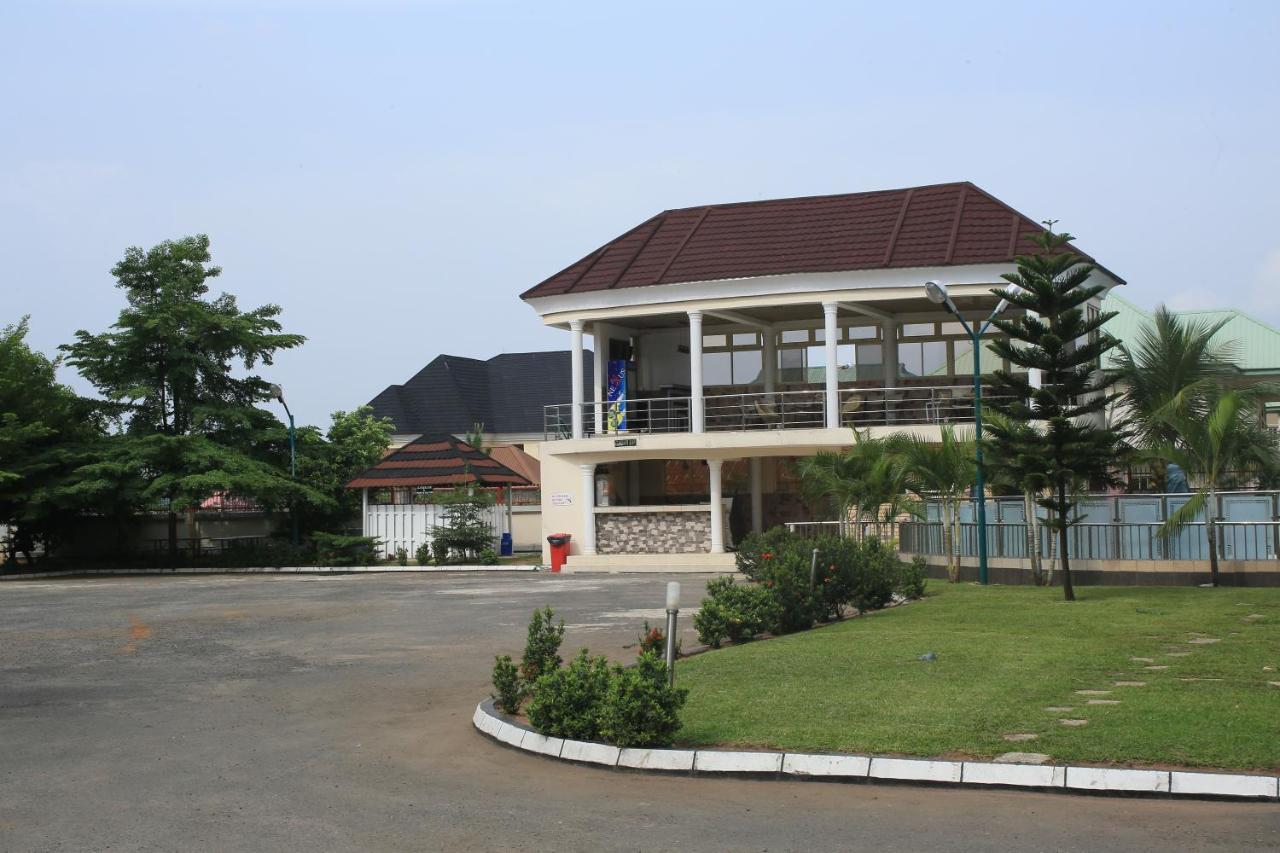Oxygen Holiday Resort Owerri Exterior photo