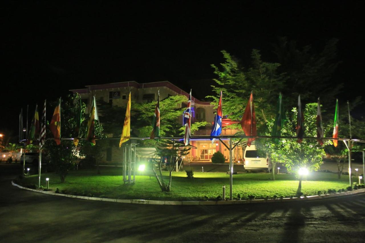 Oxygen Holiday Resort Owerri Exterior photo